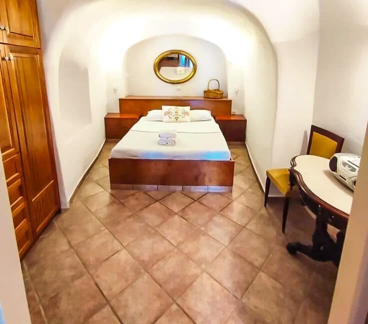 Cave House at Oia of Santorini for sale 5