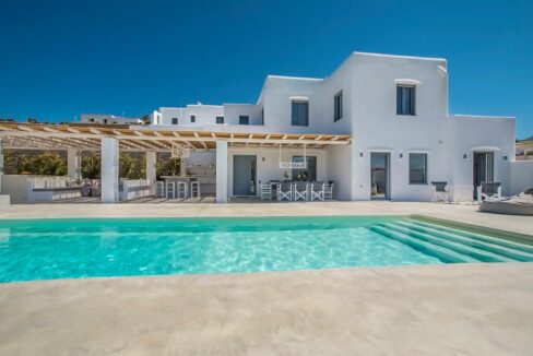 Villa within walking distance to the beach in Naxos Cyclades Greece