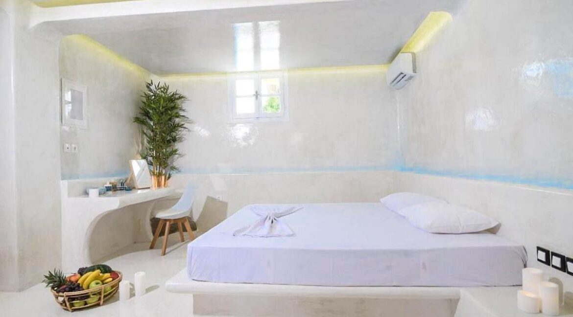 Apartment in Mykonos,  Buy investment property in Greece. Apartment for sale Ornos Mykonos 19
