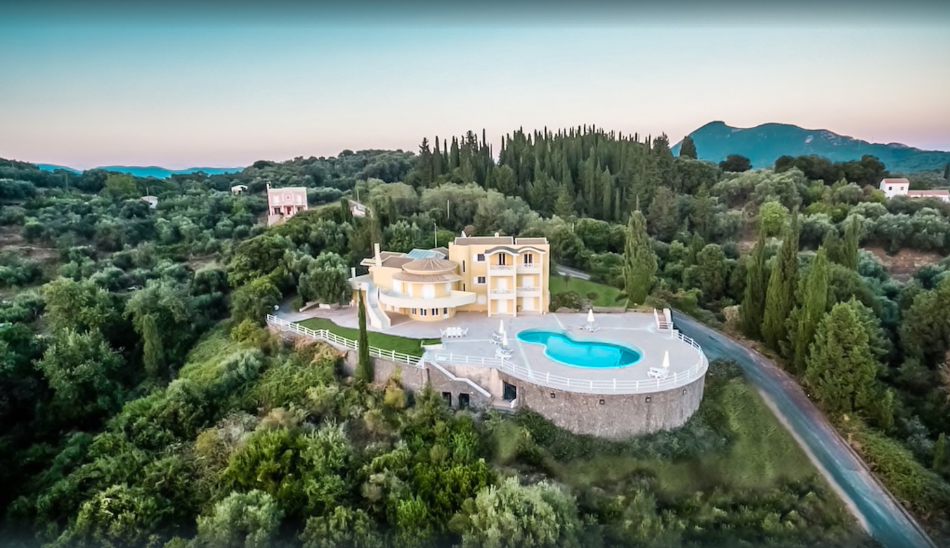 Big Mansion on a hill for sale in Corfu ( Very big land plot)