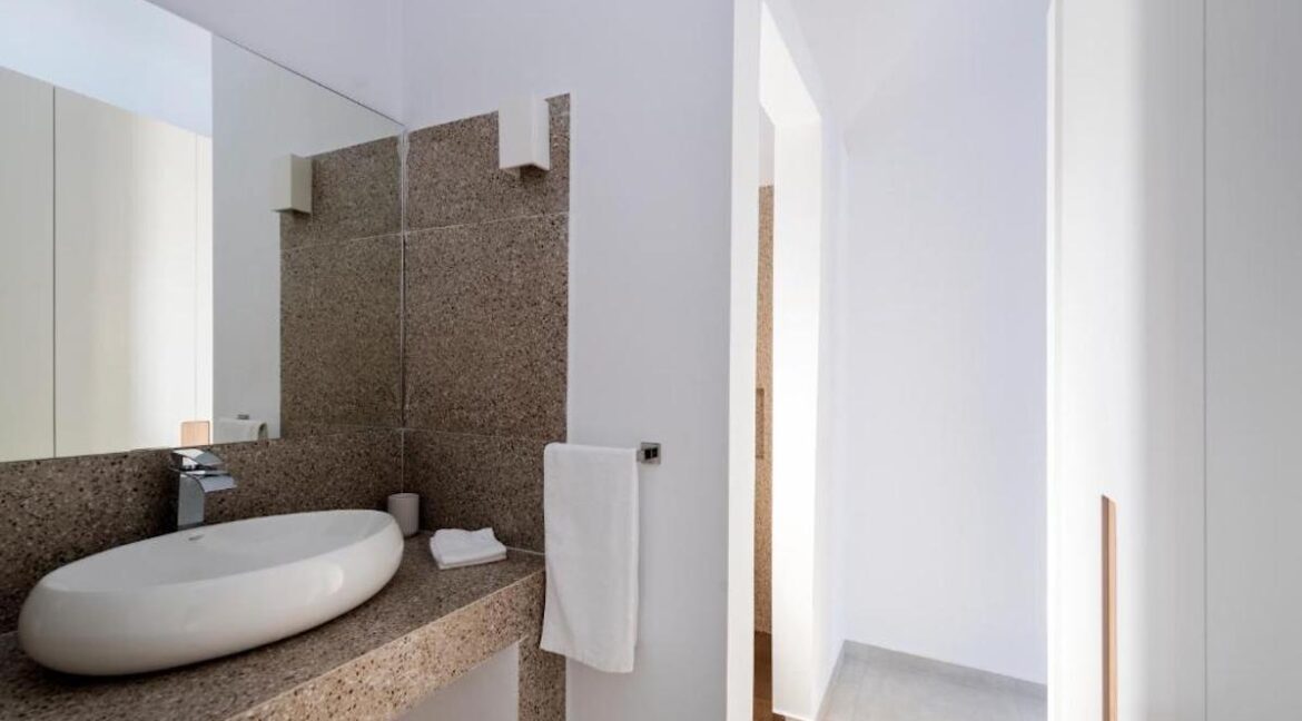 Properties for sale in Paros Greece, Paros Villas for Sale, Buy House in Paros Island 20