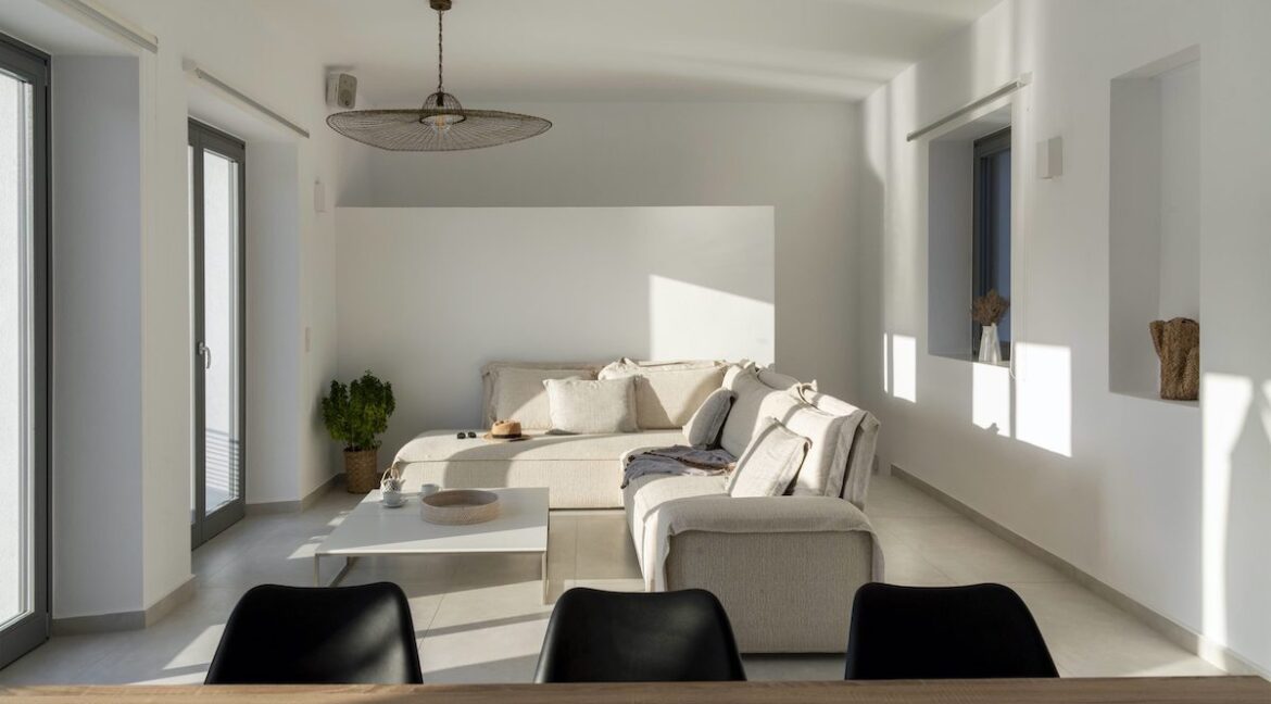 Properties for sale in Paros Greece, Paros Villas for Sale, Buy House in Paros Island 9