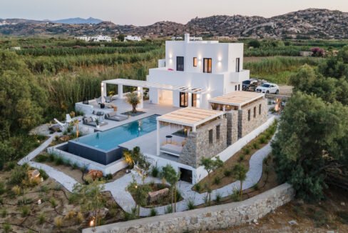 Property for sale Plaka Naxos Greece, Naxos Greece Properties. Properties in Greek islands for sale 4