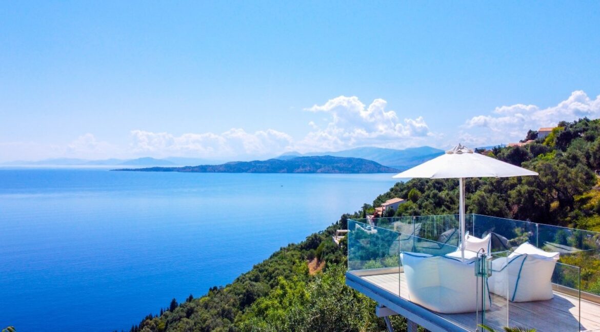 Seafront House in Corfu for sale. Corfu Properties, Corfu Greece Houses for Sale 12