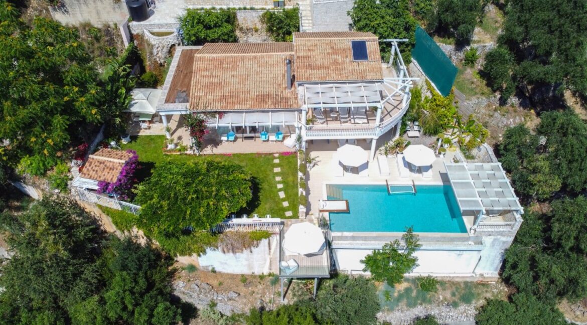 Seafront House in Corfu for sale. Corfu Properties, Corfu Greece Houses for Sale 14