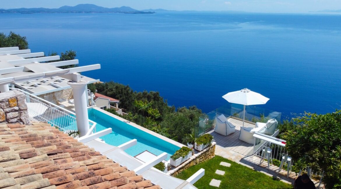Seafront House in Corfu for sale. Corfu Properties, Corfu Greece Houses for Sale