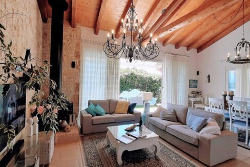 Seafront House in Corfu for sale. Corfu Properties, Corfu Greece Houses for Sale 6