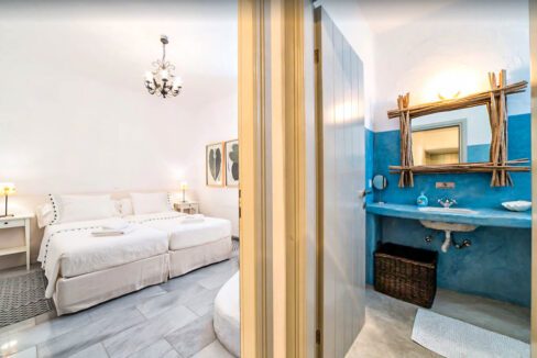Sea View Luxury Property in Paros Island Cyclades, Paros Homes for Sale, Paros Properties Greece 14
