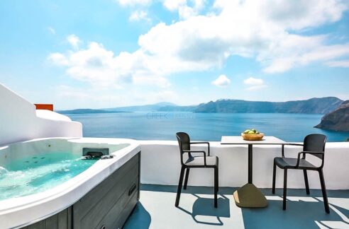 Cave House Oia Santorini for Sale, Caldera Suite Santorini for Sale. Santorini Homes for sale