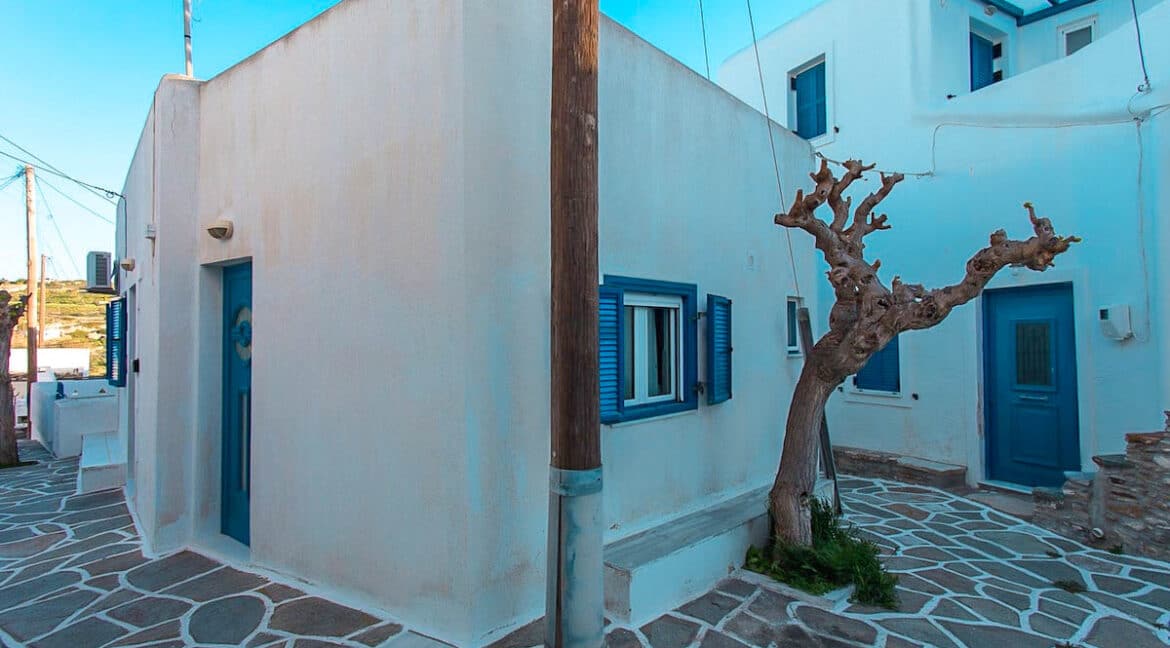 Economy House in Paros Cyclades Greece for sale, Cheap House in Greek islands, Home for Sale Paros Greece 9