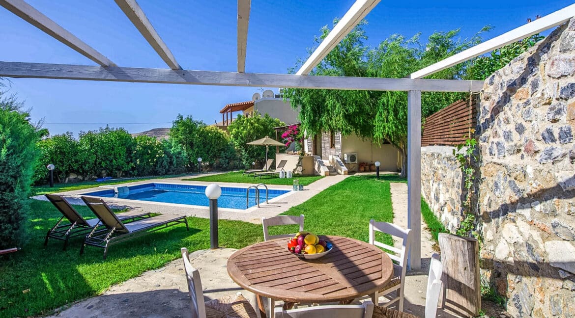 Sea View House in Crete Island for Sale, Properties in Crete for sale. Buy House in Crete Greece 1