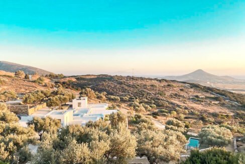 Villa with sea view and pool in Paros Island, Paros Homes for Sale, Paros Real Estate. Properties in Paros Greece 19