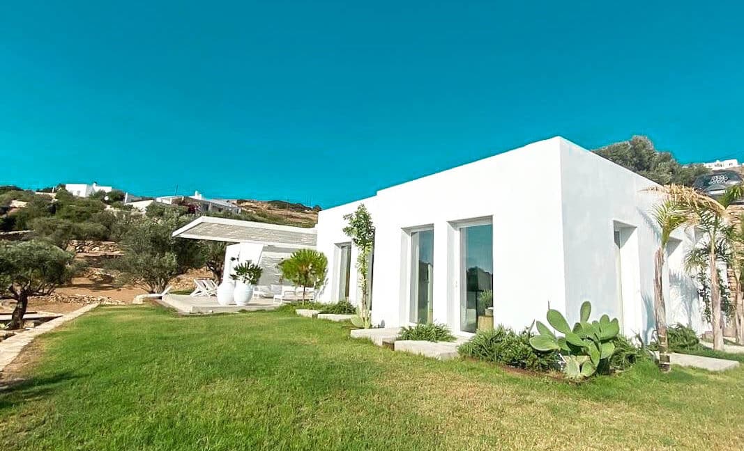 Villa with sea view and pool in Paros Island, Paros Homes for Sale, Paros Real Estate. Properties in Paros Greece 2