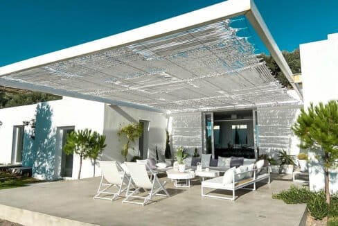 Villa with sea view and pool in Paros Island, Paros Homes for Sale, Paros Real Estate. Properties in Paros Greece 26