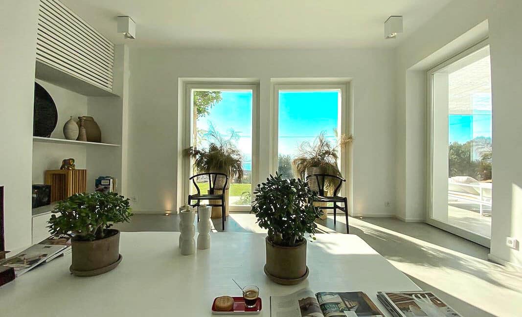 Villa with sea view and pool in Paros Island, Paros Homes for Sale, Paros Real Estate. Properties in Paros Greece 9