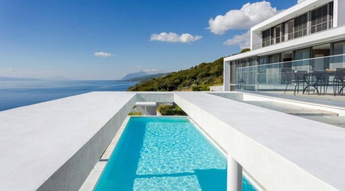 Luxury Villa in Evia Island near Attica for sale, Euboea Property for sale, Evia Greece Properties 9