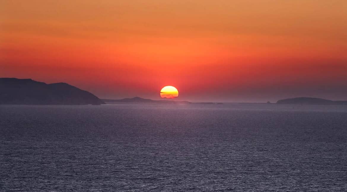 Villa in Folegandros Island Cyclades Greece, Property in Folegandros Greece. Properties in the Greek Islands 2