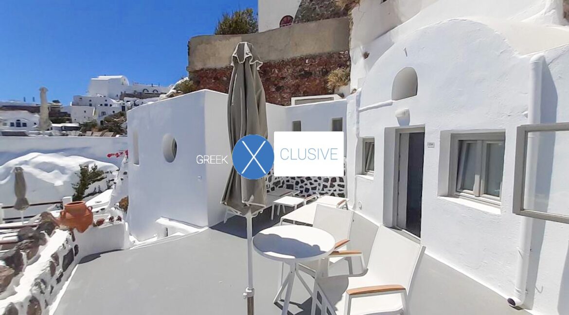 3 Caldera Villas for Sale, Santorini Villas for sale 18