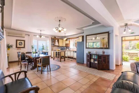 Beachfront Villa in Corfu for sale 14