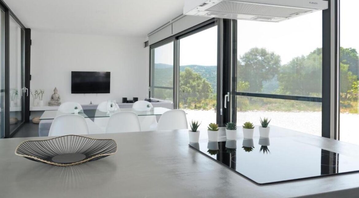 House at Meganisi Lefkada, Property Lefkada Greece for sale. Buy House in Ionion Greece 14