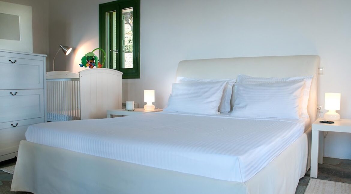 House for sale Andros Cyclades Greece, Greek Islands Properties, Buy a house in Greece. Premium properties in Greece 16