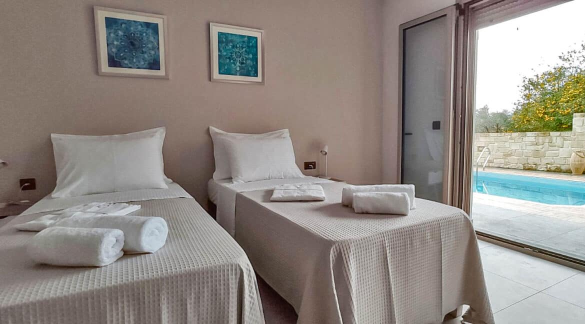 Houses in Crete near Chania for Sale, Crete Greece Properties to Buy 14