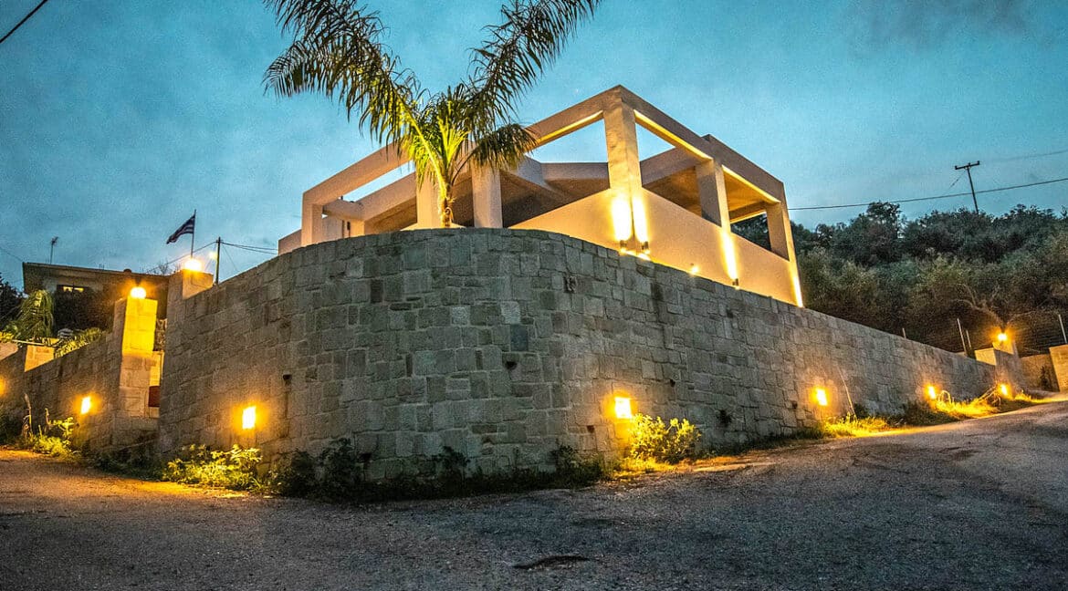 Houses in Crete near Chania for Sale, Crete Greece Properties to Buy 2