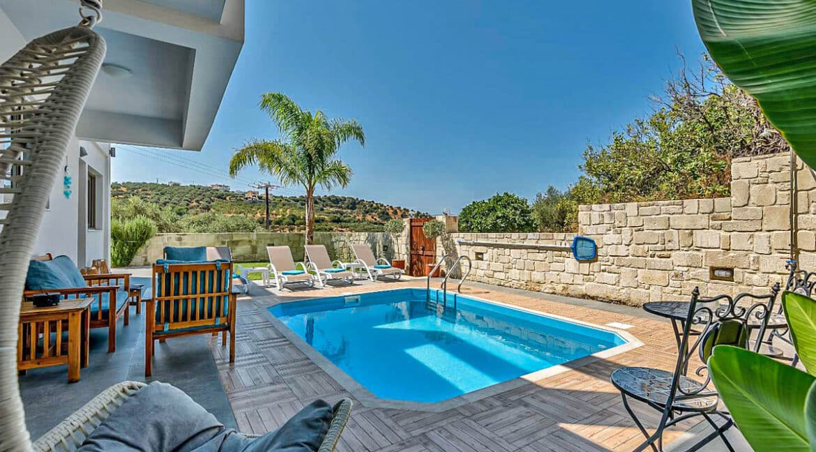 Houses in Crete near Chania for Sale, Crete Greece Properties to Buy 24