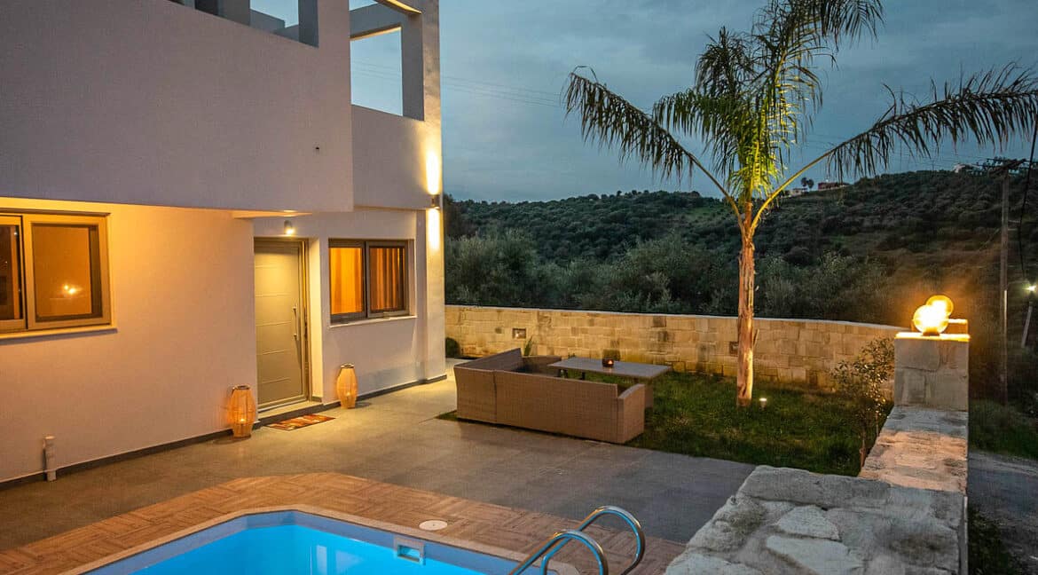 Houses in Crete near Chania for Sale, Crete Greece Properties to Buy 3
