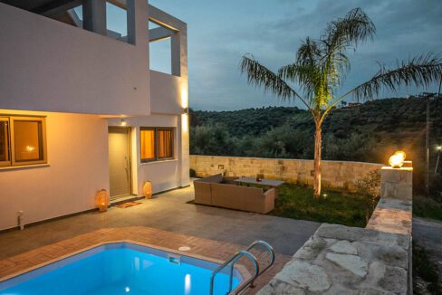 Houses in Crete near Chania for Sale, Crete Greece Properties to Buy 3