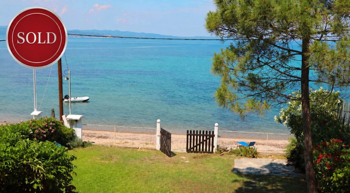New Seafront House in Halkidiki