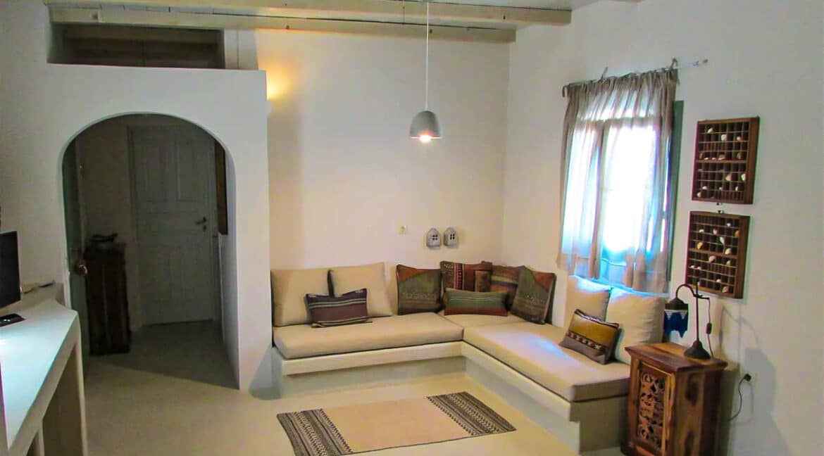Oia Santorini for sale. Best Properties in Greece 2