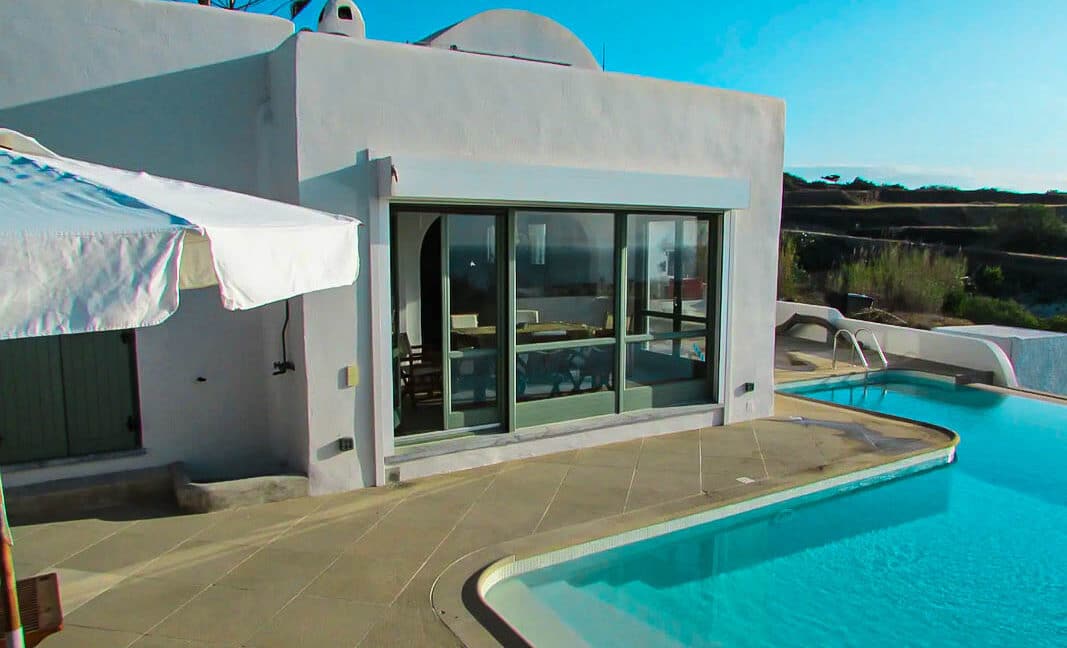 Oia Santorini for sale. Best Properties in Greece 22