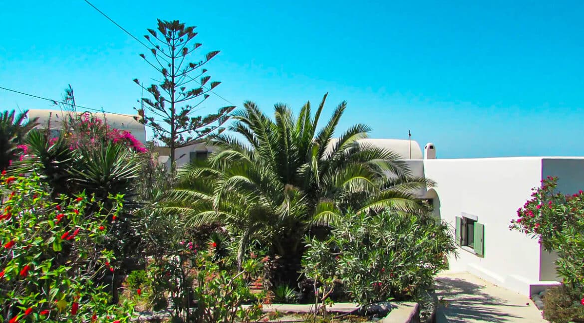 Oia Santorini for sale. Best Properties in Greece 9