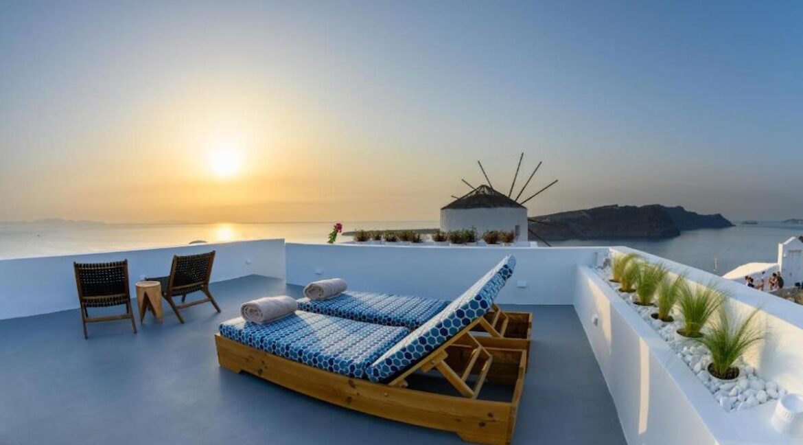 Property Oia Santorini Island for sale, Property Santorini Greece for sale 18