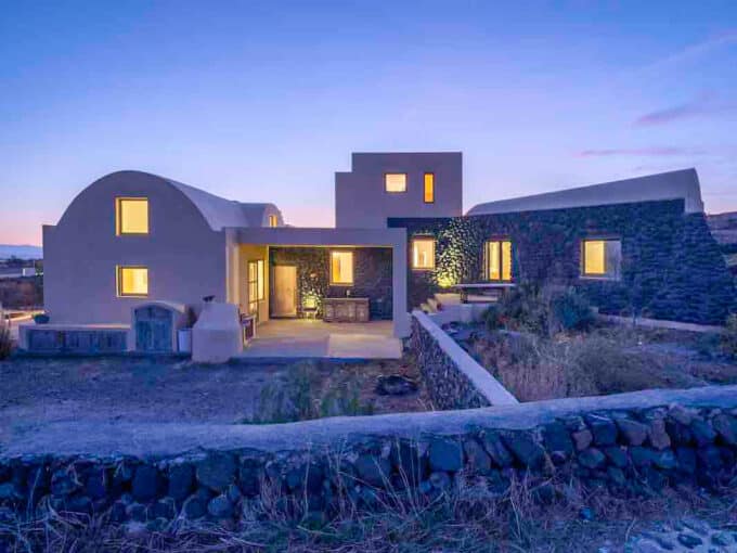 Santorini Property for sale, Villa in Santorini island in Greece for Sale. Buy your property in Santorini Greece