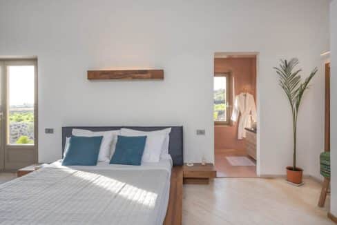 Santorini Property for sale, Villa in Santorini island in Greece for Sale. Buy your property in Santorini Greece 20