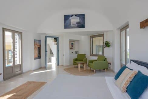 Santorini Property for sale, Villa in Santorini island in Greece for Sale. Buy your property in Santorini Greece 24