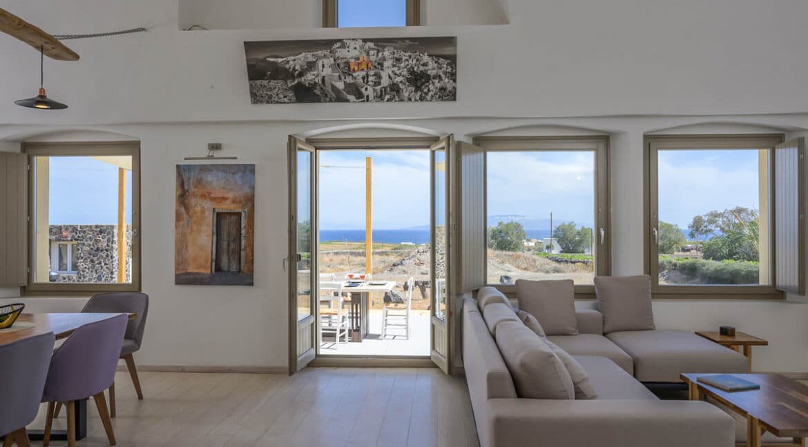 Santorini Property for sale, Villa in Santorini island in Greece for Sale. Buy your property in Santorini Greece 29
