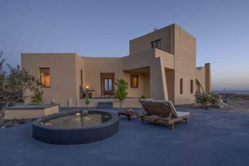 Santorini Property for sale, Villa in Santorini island in Greece for Sale. Buy your property in Santorini Greece 35