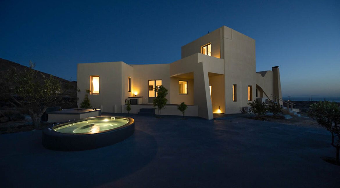 Santorini Property for sale, Villa in Santorini island in Greece for Sale. Buy your property in Santorini Greece 7