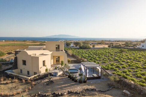 Santorini Property for sale, Villa in Santorini island in Greece for Sale. Buy your property in Santorini Greece 9