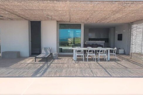 Seafront House in Paros for sale. Paros Properties Greece. Paros Homes for Sale 4