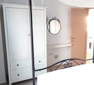 Seafront house in Antiparos for Sale, Cyclades Property 1