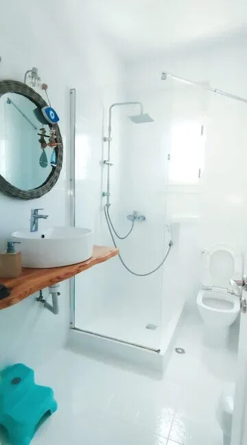 Seafront house in Antiparos for Sale, Cyclades Property 17