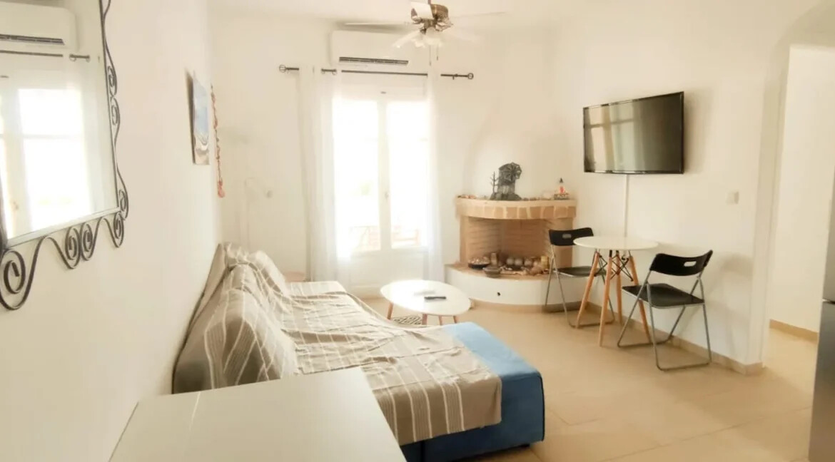 Seafront house in Antiparos for Sale, Cyclades Property 18