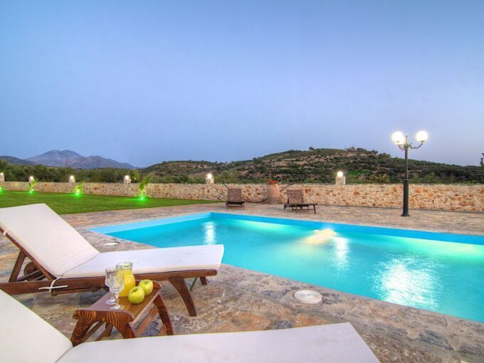 Villa for sale in Rethymno Crete, Property in Rethymno Crete for Sale. Crete Greece Properties