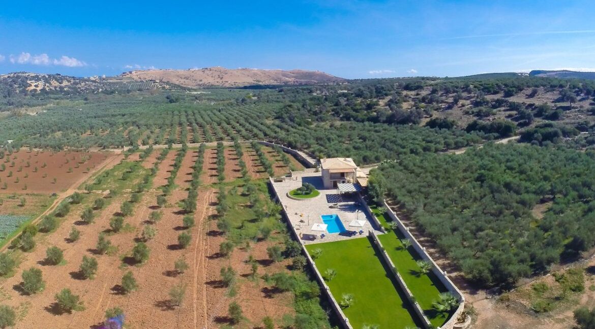Villa for sale in Rethymno Crete, Property in Rethymno Crete for Sale. Crete Greece Properties 17