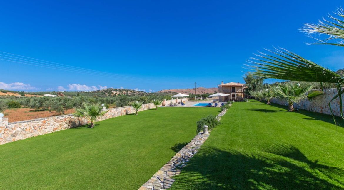 Villa for sale in Rethymno Crete, Property in Rethymno Crete for Sale. Crete Greece Properties 24