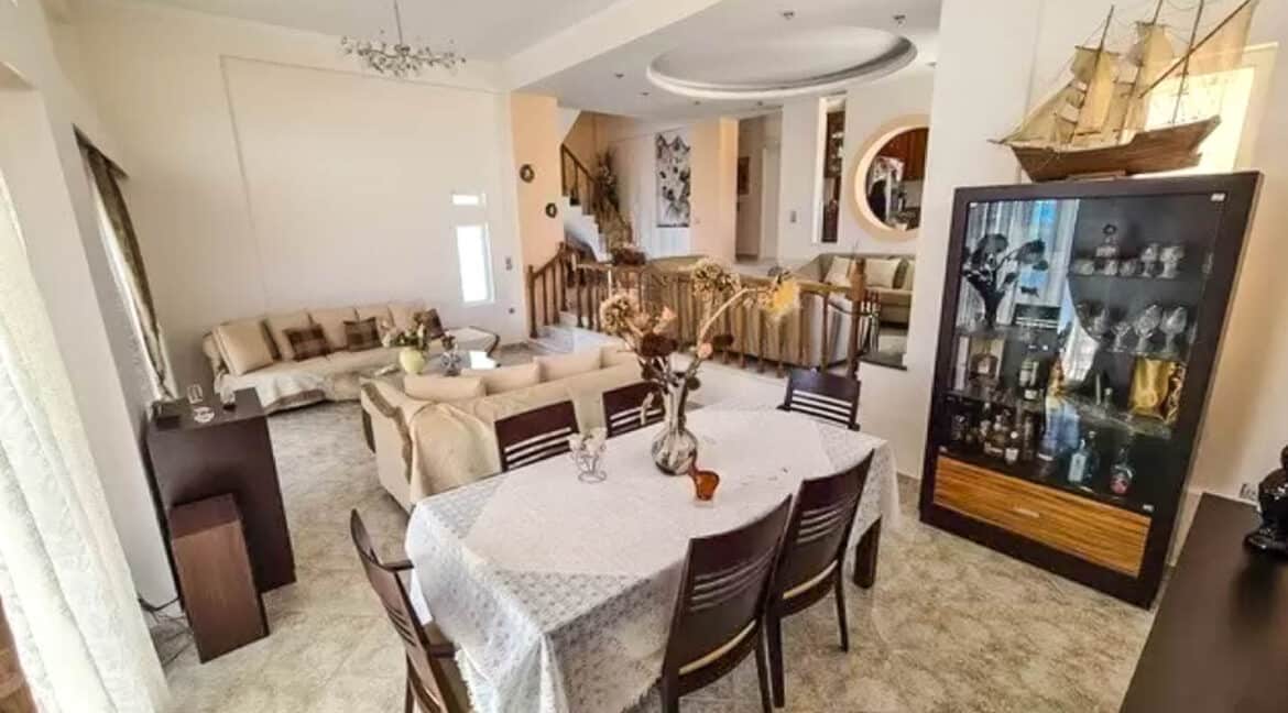 Villa with sea view 1 hour form Athens, Nea Peramos for Sale. Property Outside Attica for sale 12